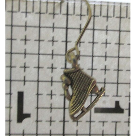 New Ice Skate Dangle Earrings Stainless Wires Winter Skater Sports Jewelry Gift - Picture 3 of 4